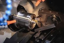 How Custom Machining Enhances Precision and Efficiency in Production